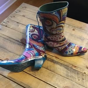 CORKYS RAIN BOOTS PSYCHEDELIC SIZE 9